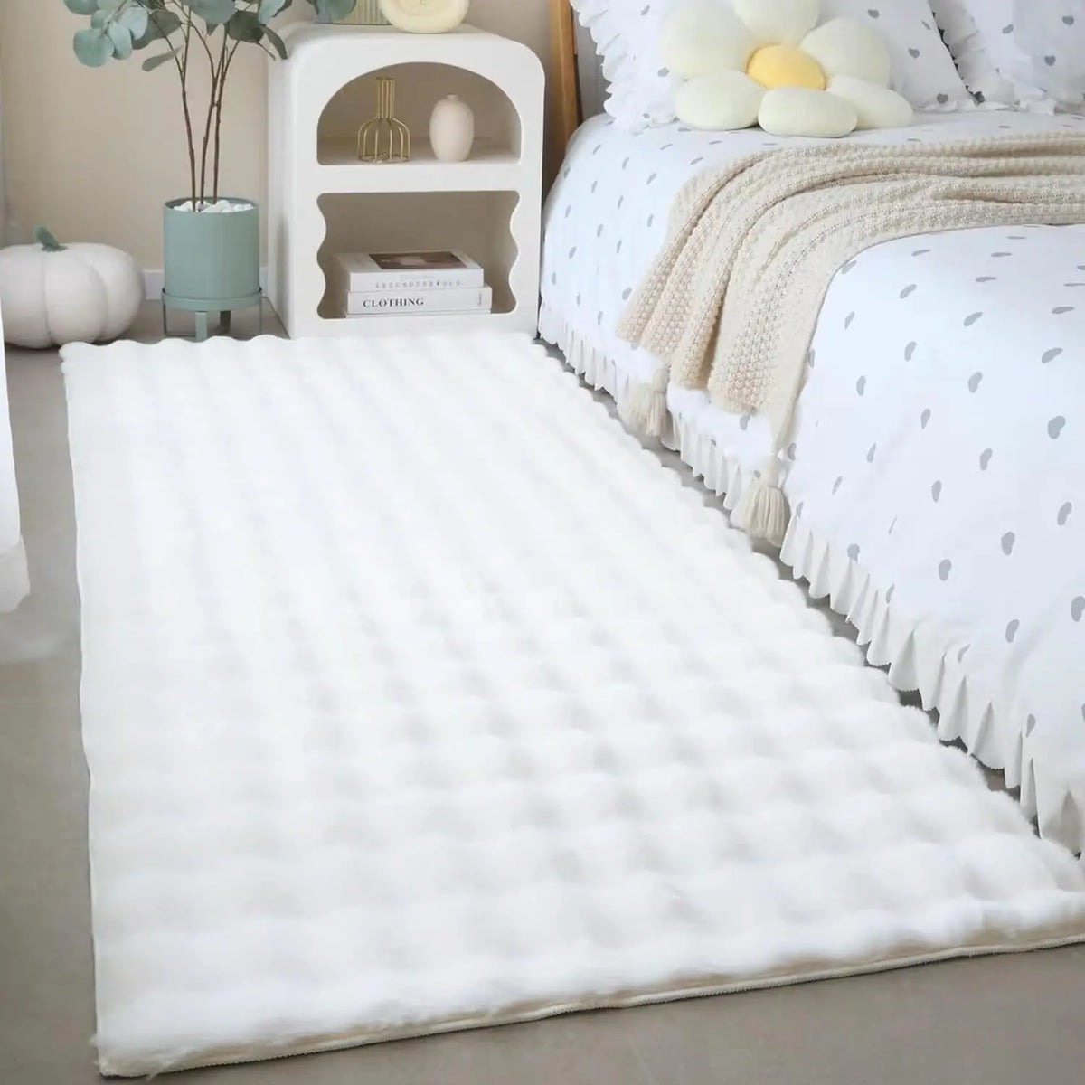 Rabbit Fur Area Rug–Soft Thick Non-Slip Waterproof Machine-Washable for Living Room and Bedroom Decor flooring garage floor