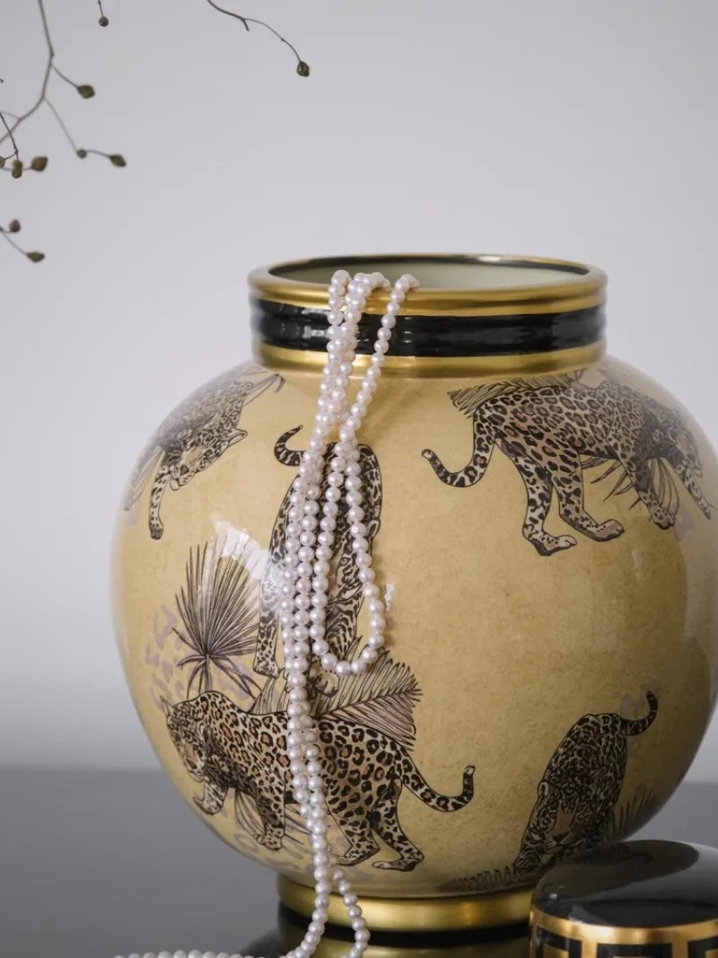 Ceramics Vases Modern Storage Flower Bottle Sculptures Elegant Room Ornaments Home Decoration Table Top Items Holiday Gifts
